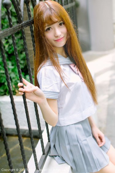 漂亮女医生的特殊服务中文版